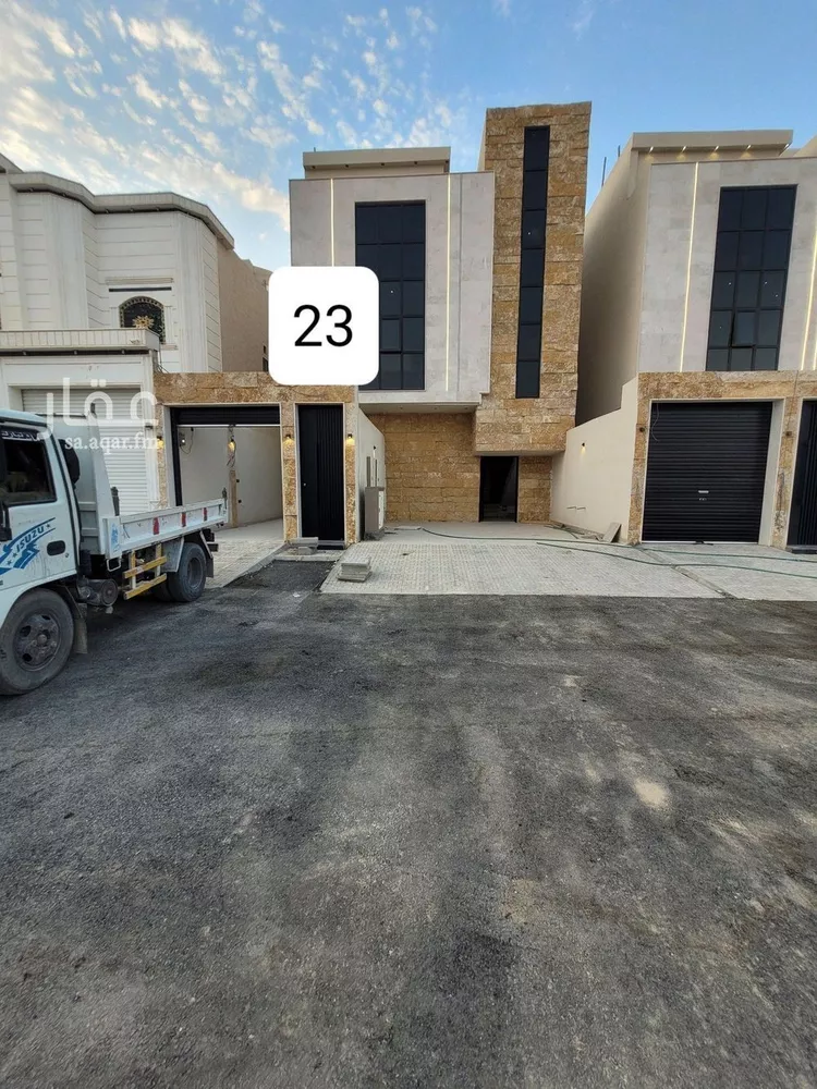 Floor for Sale in Riyadh Tuwaiq