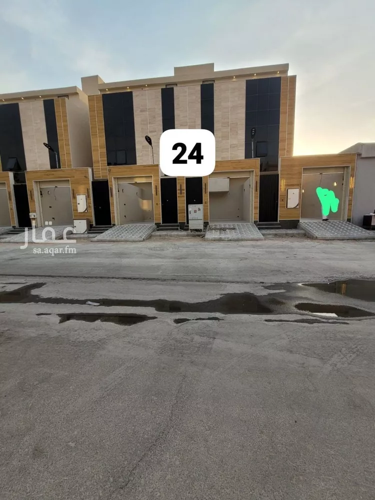 Floor for Sale in Riyadh Dhahrat Namar