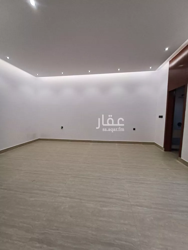 Floor for Sale in Riyadh Dhahrat Namar 7