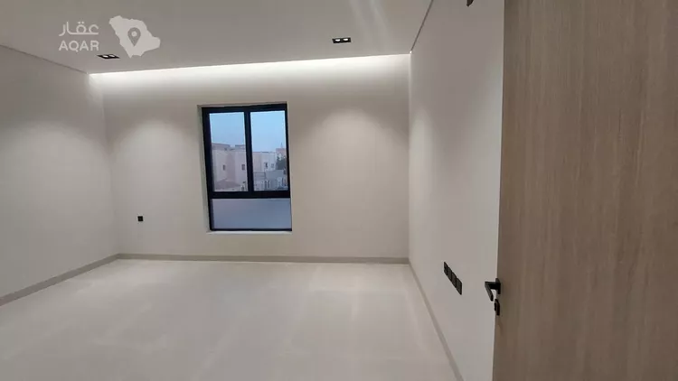 دور للبيع في شارع عمرو بن عصيم, حي السويدي, مدينة الرياض, منطقة الرياض 8