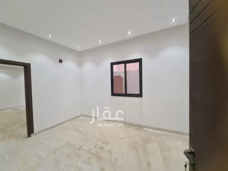 دور للبيع في شارع خيمر, حي عكاظ, مدينة الرياض, منطقة الرياض صورة 5