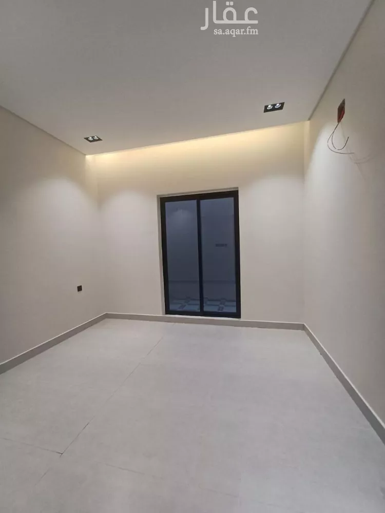 دور للبيع في شارع نجم الدين الأيوبي, حي السويدي, مدينة الرياض, منطقة الرياض صورة 2