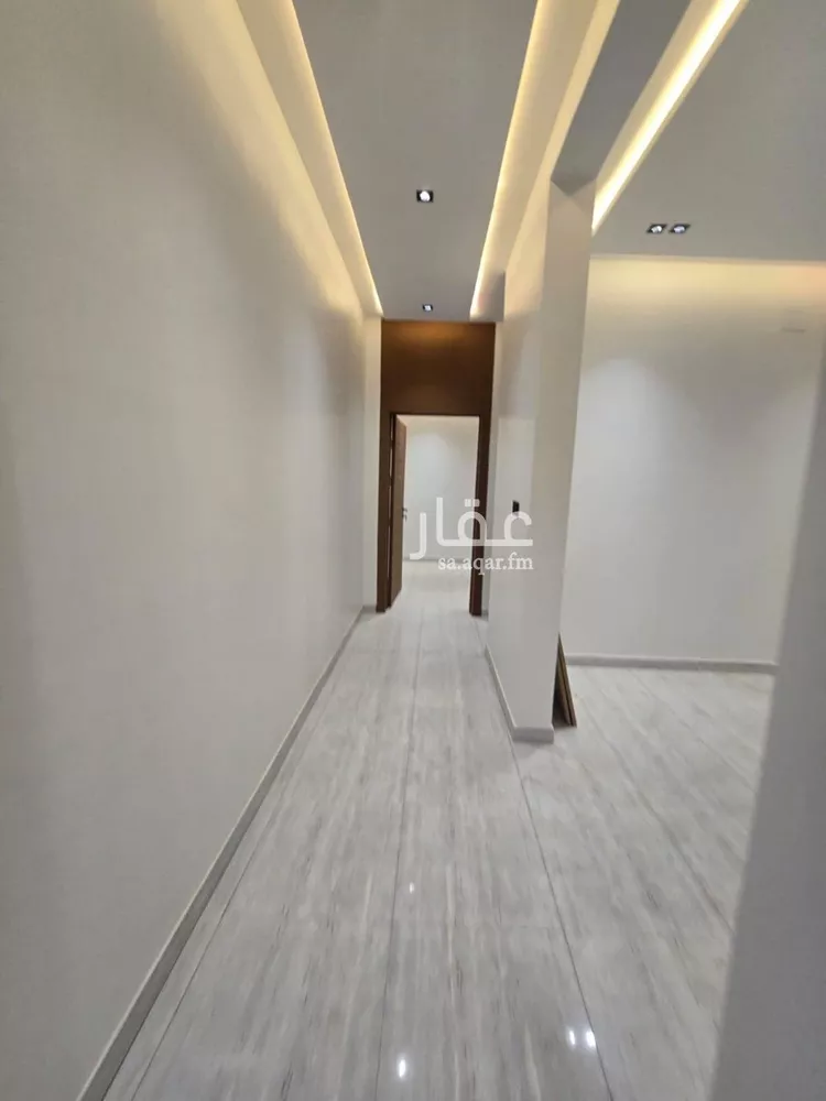 Floor for Sale in Riyadh Tuwaiq صورة 4