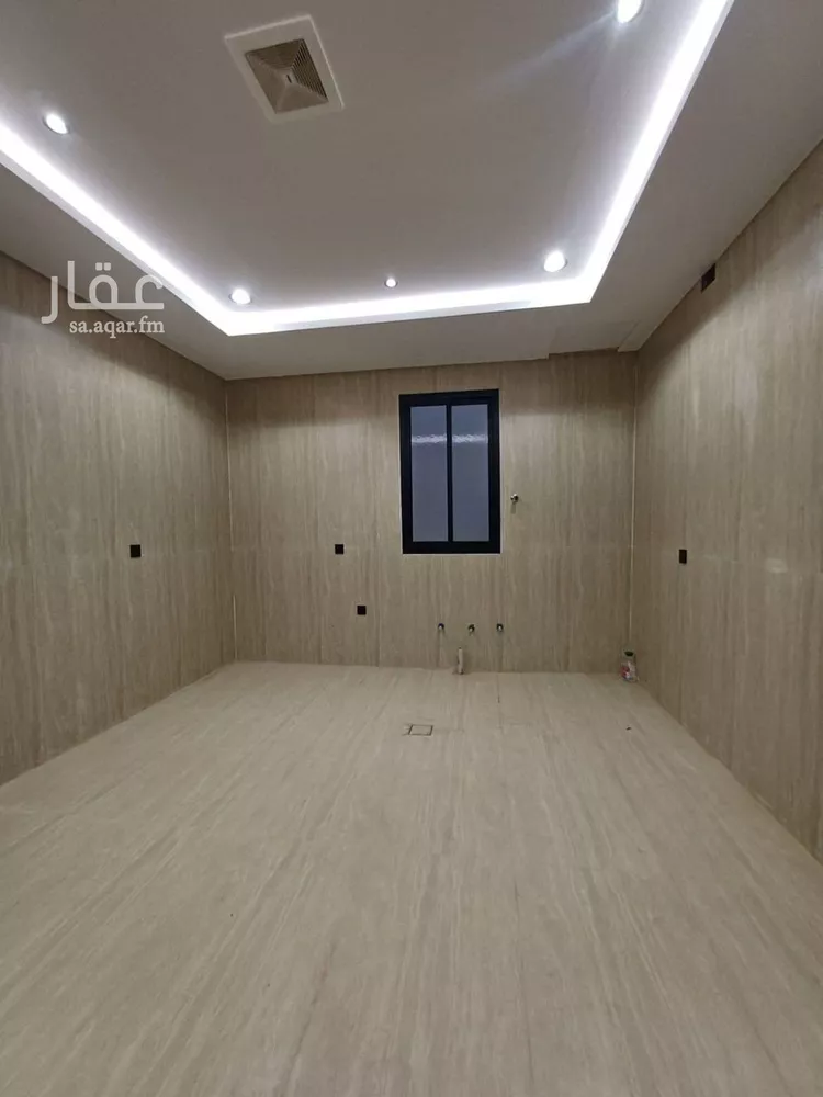 Floor for Sale in Riyadh Dhahrat Namar 14