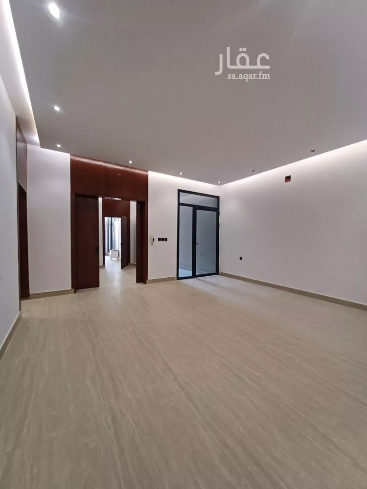 Floor for Sale in Riyadh Dhahrat Namar 15