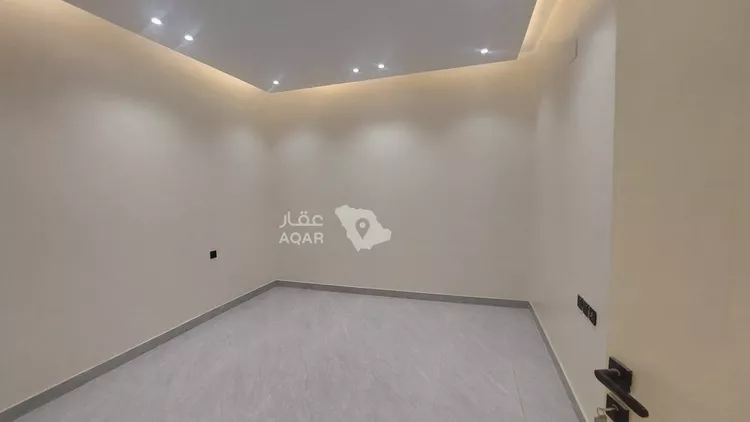 دور للبيع في شارع الزنكلوني, حي عكاظ, مدينة الرياض, منطقة الرياض 8