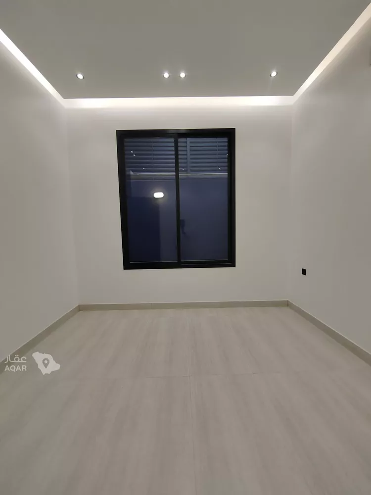 فيلا للبيع في شارع محمد بن مقرن, حي العريجاء الأوسط, مدينة الرياض, منطقة الرياض 6