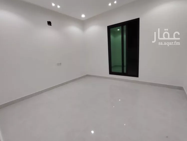 دور للبيع في شارع العوفي, حي العريجاء الغربي, مدينة الرياض, منطقة الرياض صورة 3