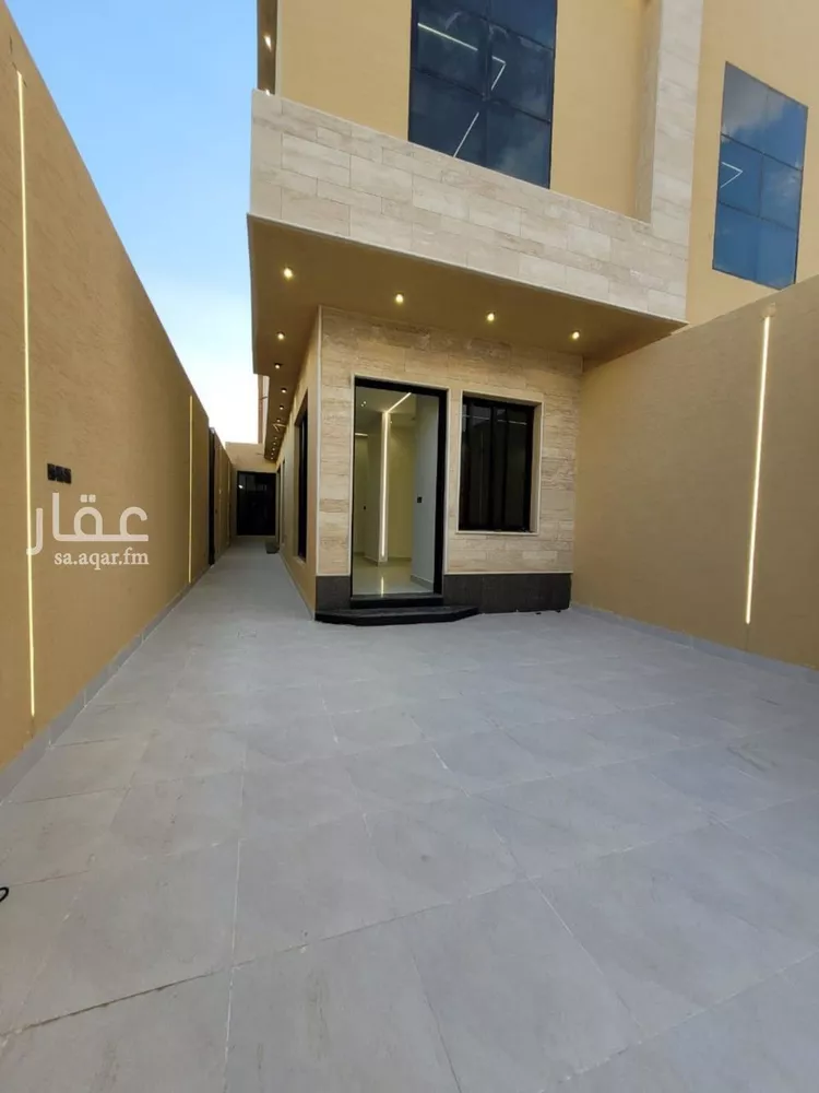 دور للبيع في شارع عمر بن شعيب, حي طويق, مدينة الرياض, منطقة الرياض صورة 2
