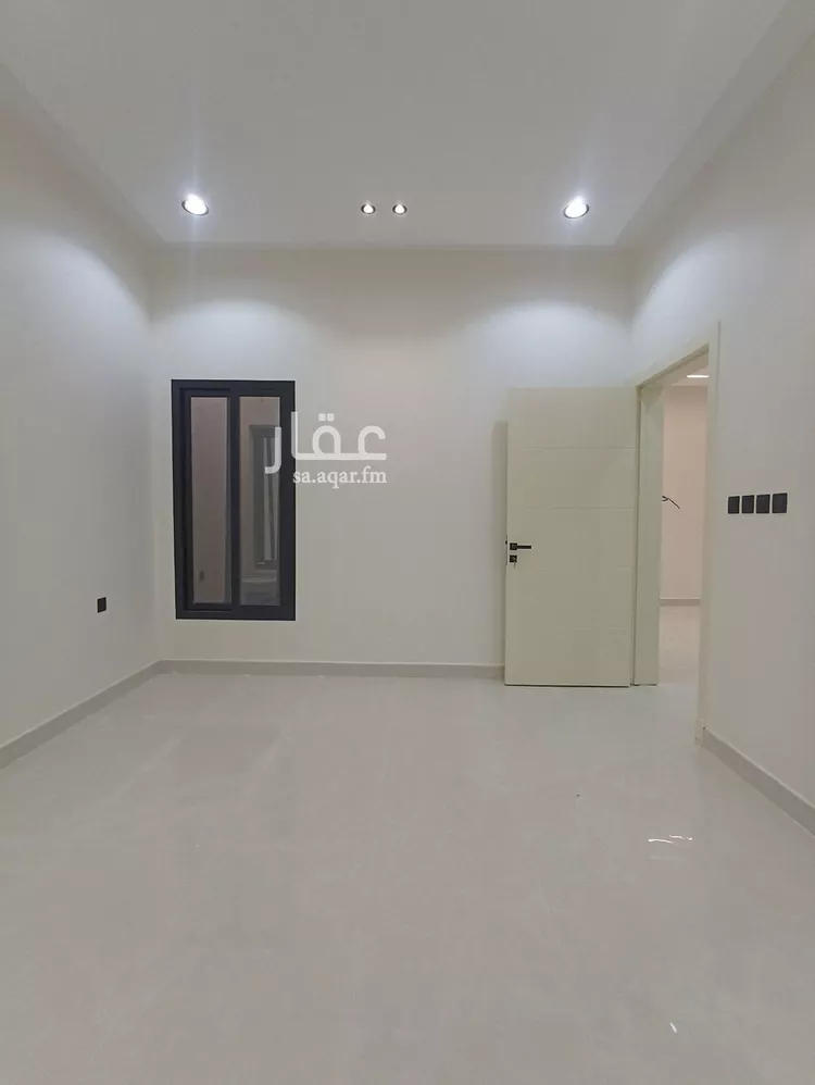 دور للبيع في شارع أبي العجاج, حي عكاظ, مدينة الرياض, منطقة الرياض صورة 5