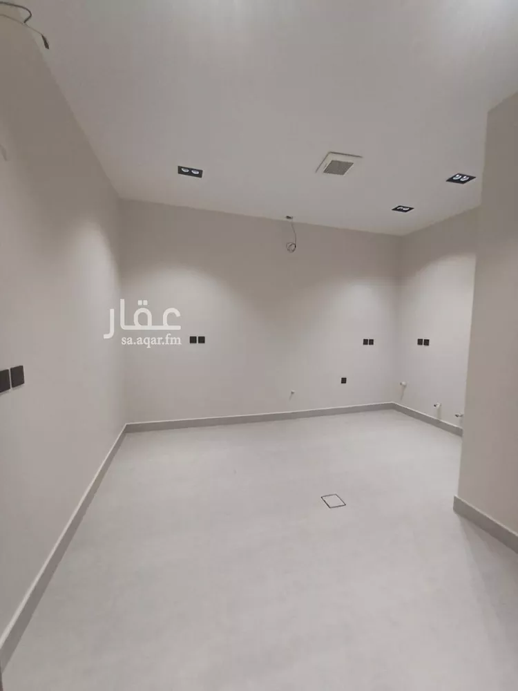 دور للبيع في شارع نجم الدين الأيوبي, حي السويدي, مدينة الرياض, منطقة الرياض صورة 4