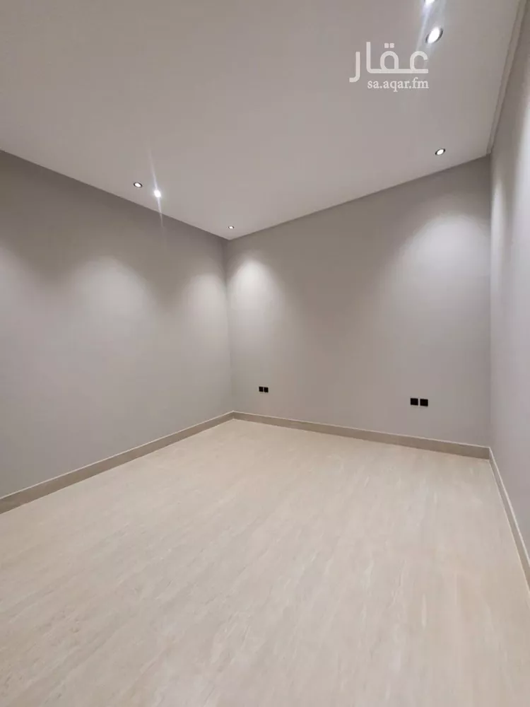 دور للبيع في شارع محمد صالح امام, حي العوالي, مدينة الرياض, منطقة الرياض صورة 3