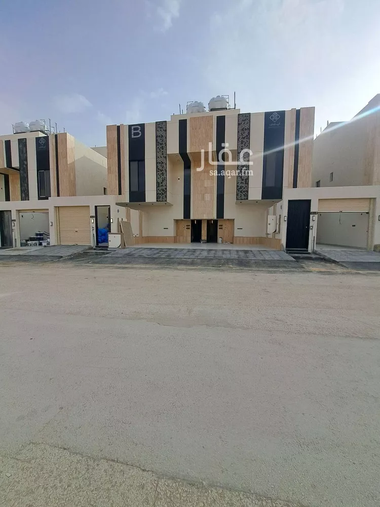 دور للبيع في شارع الإمام الترمذي, حي طويق, مدينة الرياض, منطقة الرياض صورة 3