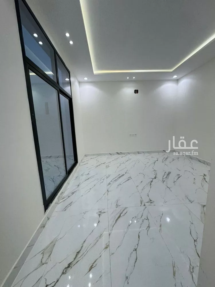 فيلا للبيع في شارع يحيى بن أبي المعالي, حي العريجاء الغربي, مدينة الرياض, منطقة الرياض صورة 2