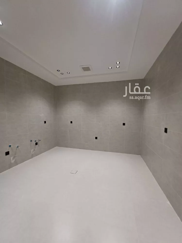 Floor for Sale in Riyadh Tuwaiq صورة 4