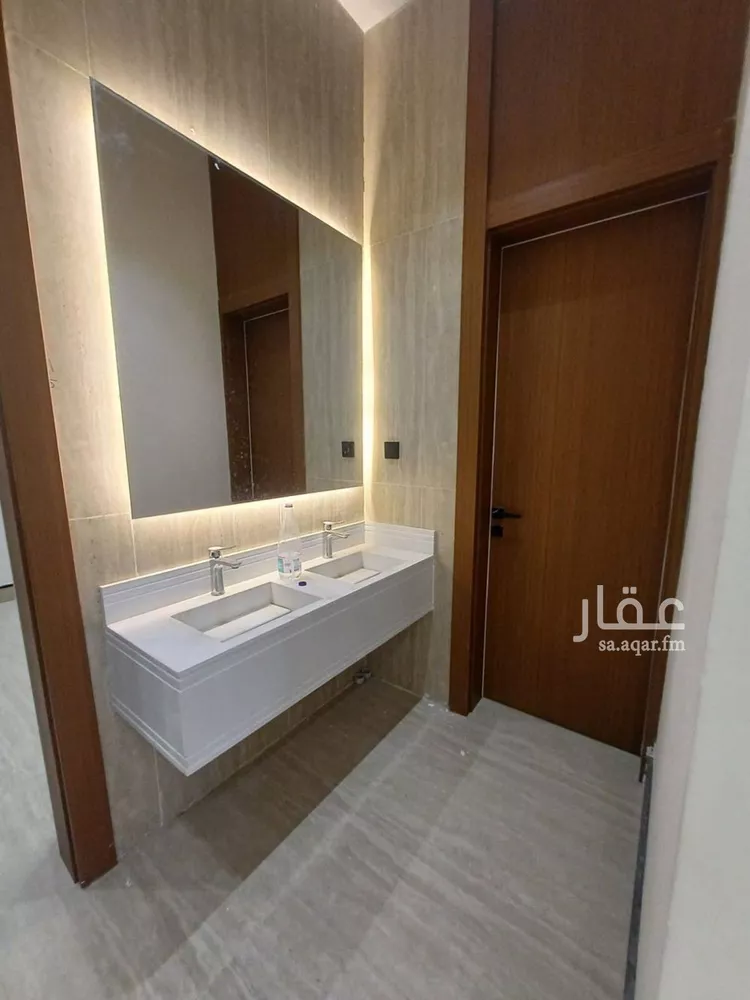 دور للبيع في شارع طليحة بن خويلد, حي طويق, مدينة الرياض, منطقة الرياض 13