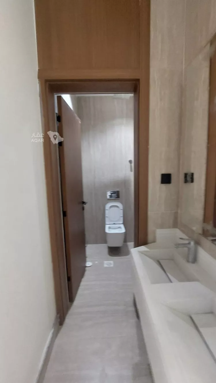 دور للبيع في شارع عاصم بن حميد السكوني, حي طويق, مدينة الرياض, منطقة الرياض 9