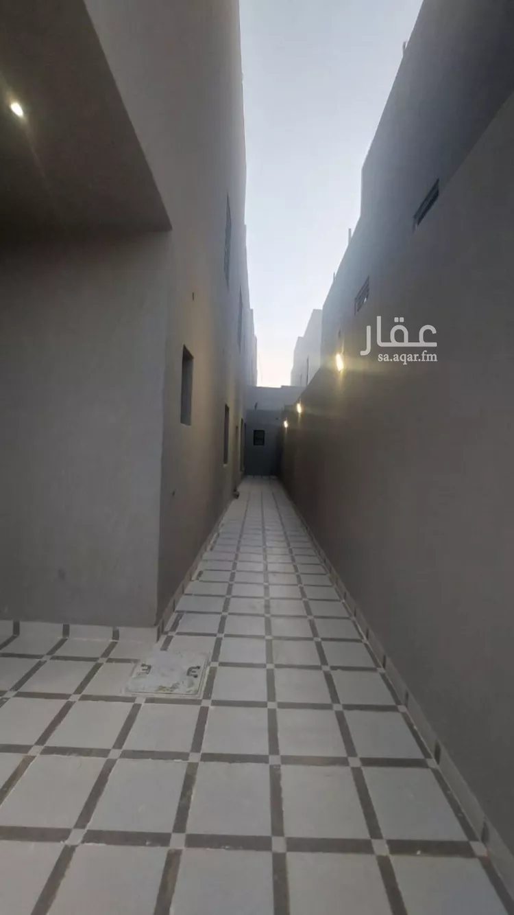 دور للبيع في حي عكاظ, مدينة الرياض, منطقة الرياض صورة 3