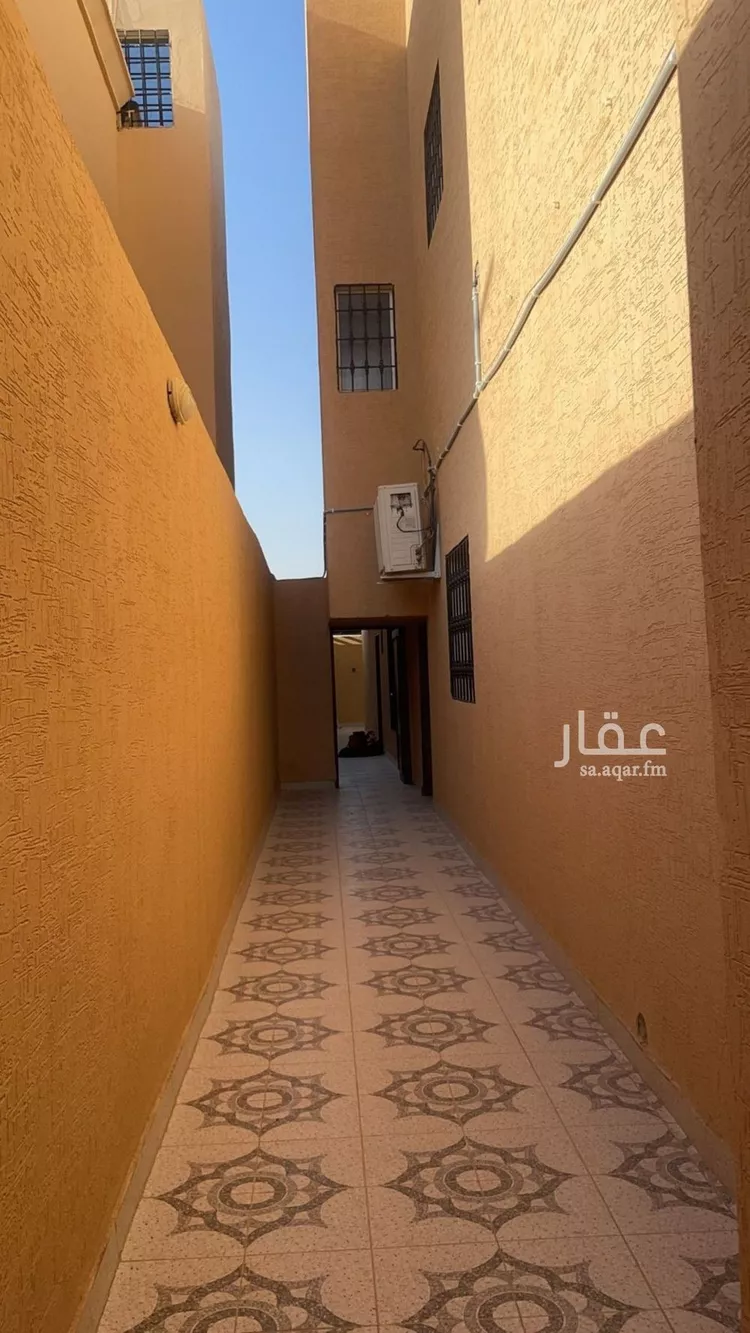 فيلا للبيع في شارع أحمد بن مغيث الصدفي, حي طويق, مدينة الرياض, منطقة الرياض صورة 4
