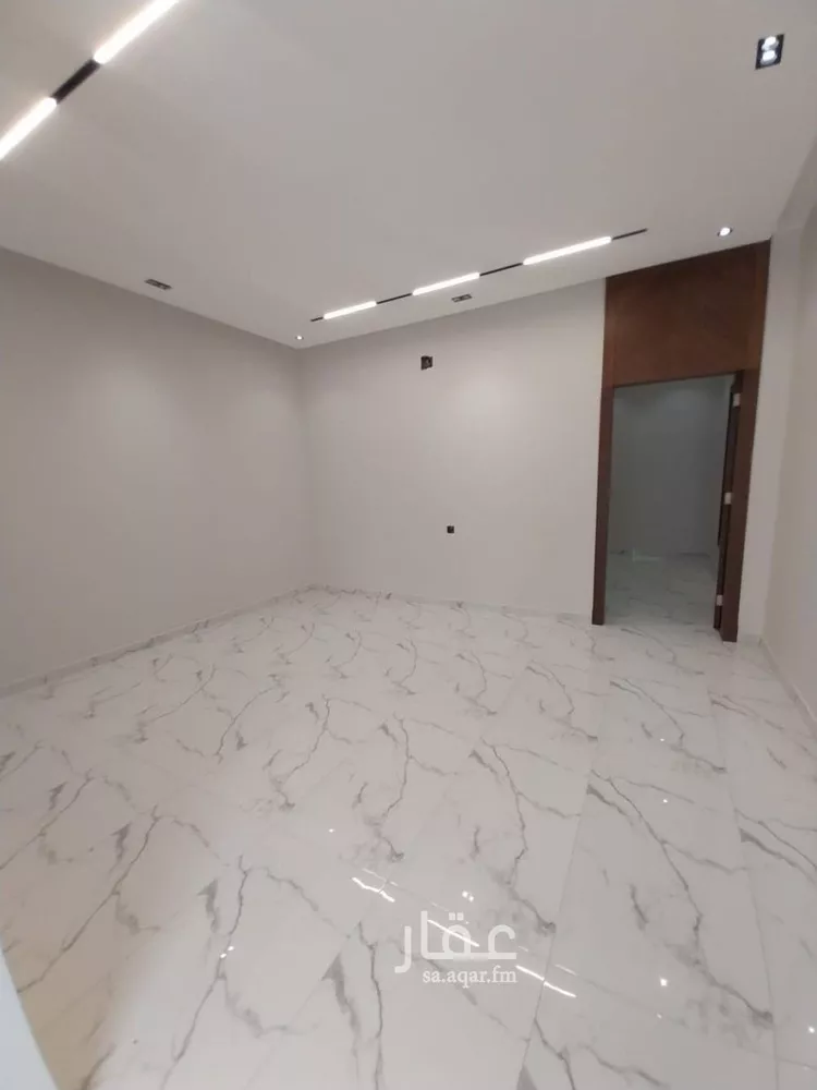 Floor for Sale in Riyadh Tuwaiq صورة 4
