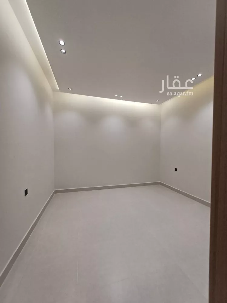 دور للبيع في شارع أحمد بن الحسين المروزي, حي طويق, مدينة الرياض, منطقة الرياض 15
