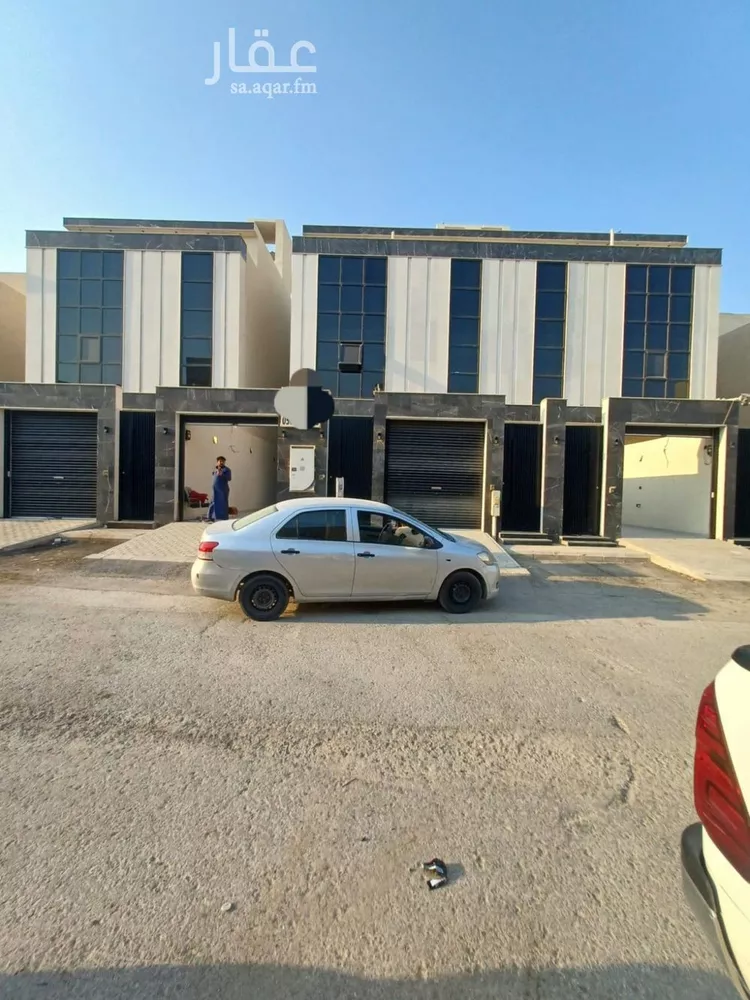 دور للبيع في شارع صفي الدين الكيلاني, حي العوالي, مدينة الرياض, منطقة الرياض صورة 2