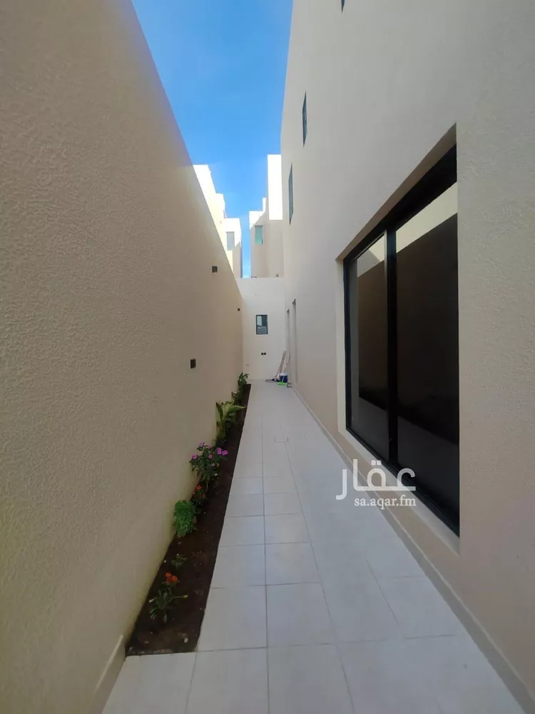 Floor for Sale in Riyadh Al Hazm صورة 4