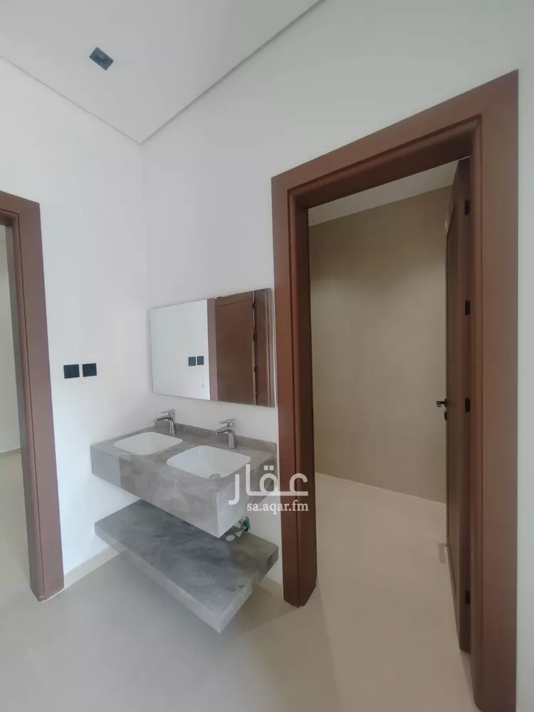 دور للبيع في شارع طفيلة, حي الحزم, مدينة الرياض, منطقة الرياض 10