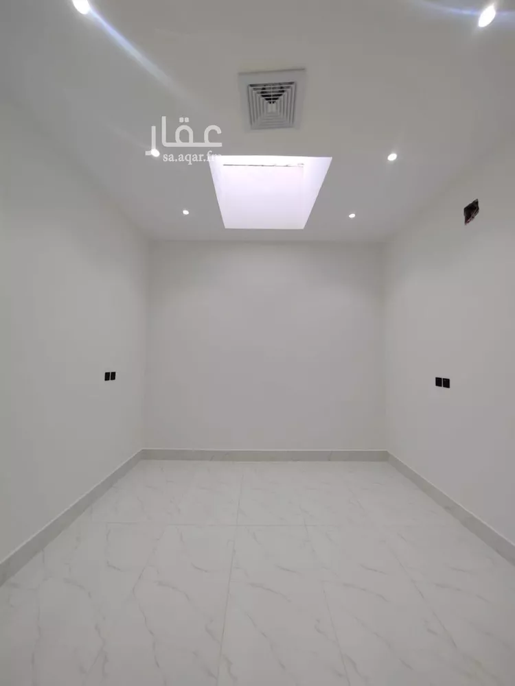 فيلا للبيع في شارع وادي مية, حي العريجاء الغربي, مدينة الرياض, منطقة الرياض 11