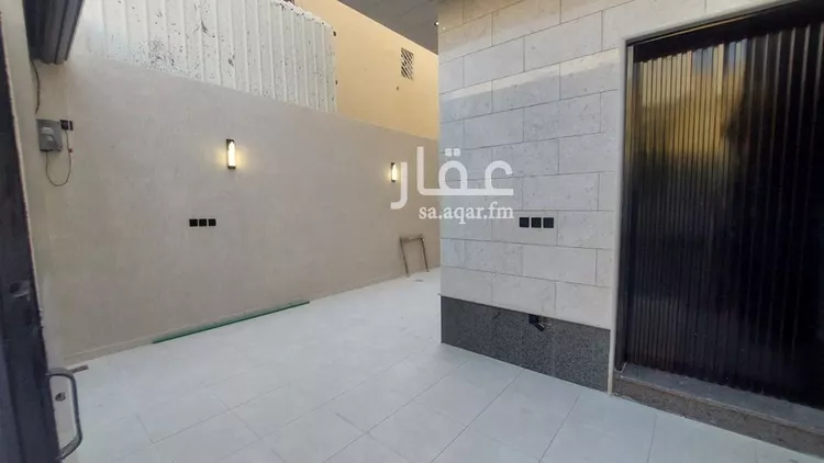 فيلا للبيع في شارع عقبة بن كعب, حي العريجاء الغربي, مدينة الرياض, منطقة الرياض 12
