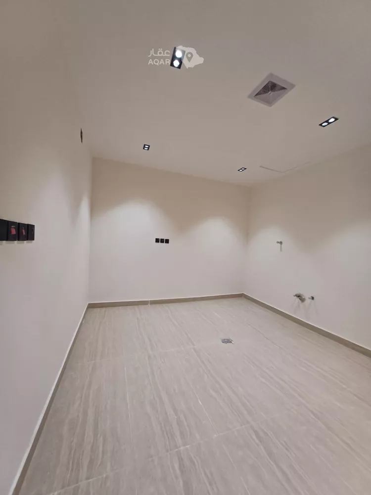 دور للبيع في شارع عبدالرحمن بن خضير, حي طويق, مدينة الرياض, منطقة الرياض 9