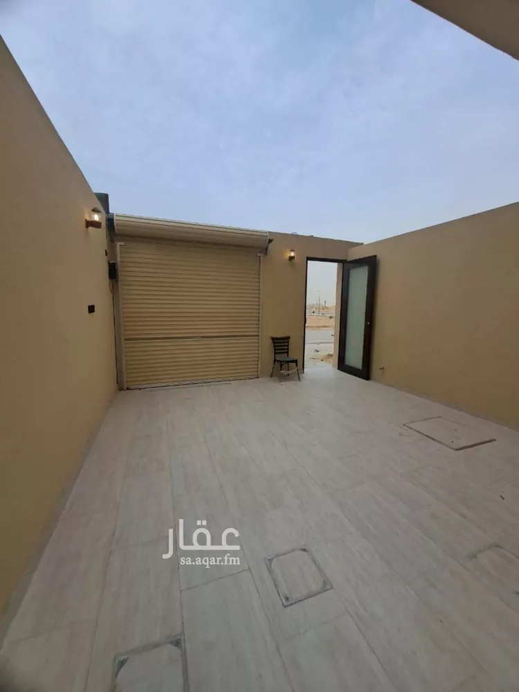 دور للبيع في شارع وادي ارثد, حي عكاظ, مدينة الرياض, منطقة الرياض صورة 3