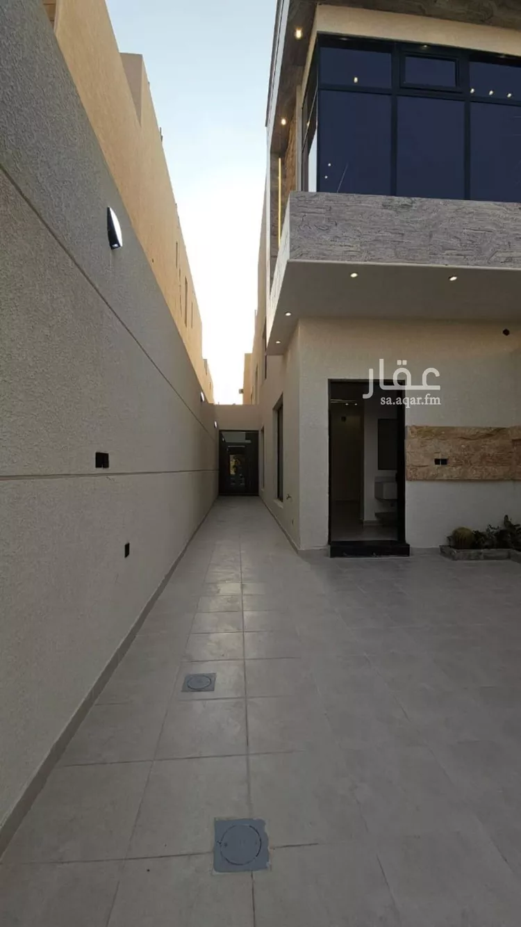 دور للبيع في شارع عمر بن الحارث, حي طويق, مدينة الرياض, منطقة الرياض صورة 3