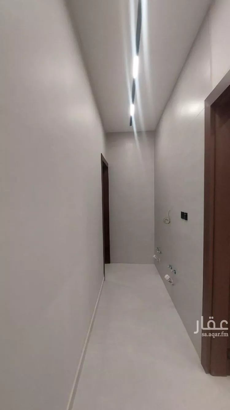 فيلا للبيع في شارع يحيى بن ظهيره, حي العوالي, مدينة الرياض, منطقة الرياض صورة 4