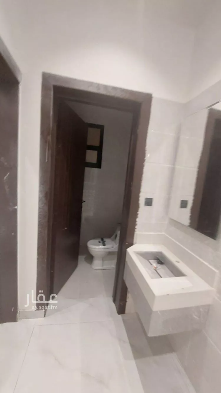 دور للبيع في حي عكاظ, مدينة الرياض, منطقة الرياض صورة 4