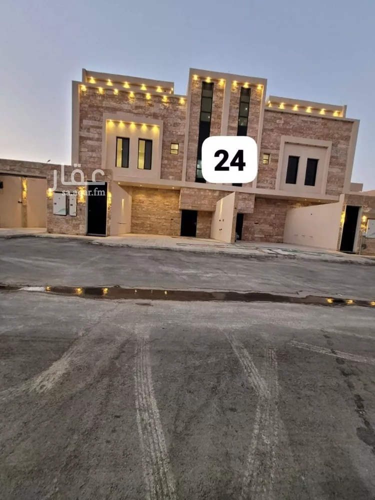 دور للبيع في شارع القاضي شريح, حي طويق, مدينة الرياض, منطقة الرياض