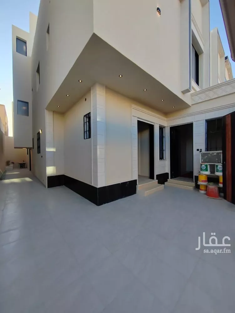 فيلا للبيع في شارع القبة, حي السويدي الغربي, مدينة الرياض, منطقة الرياض صورة 3