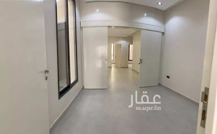دور للبيع في شارع أحمد محمد جمال, حي طويق, مدينة الرياض, منطقة الرياض 7