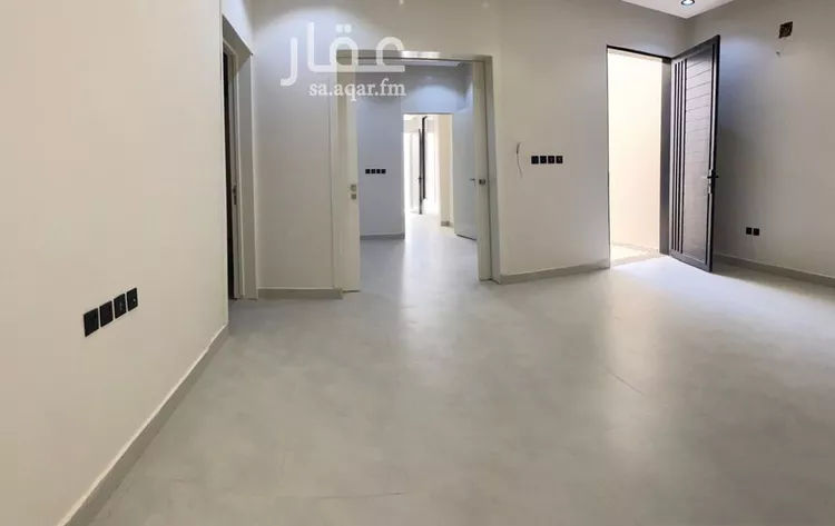 دور للبيع في شارع أحمد محمد جمال, حي طويق, مدينة الرياض, منطقة الرياض 9