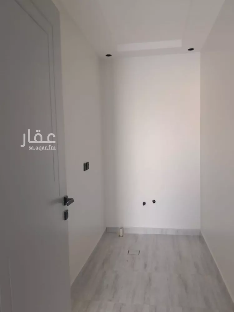 فيلا للبيع في شارع الجبل الأحمر, حي طويق, مدينة الرياض, منطقة الرياض 10