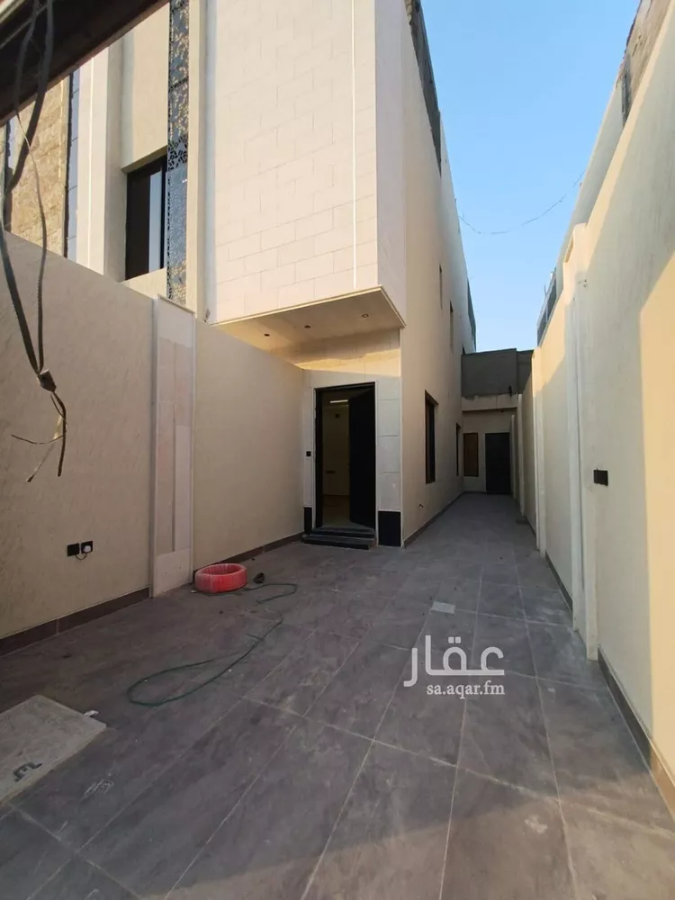 دور للبيع في شارع نجم الدين الأيوبي, حي طويق, مدينة الرياض, منطقة الرياض صورة 3
