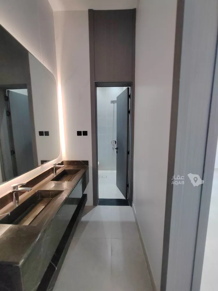 دور للبيع في شارع عبدالرحمن الدمياطي, حي طويق, مدينة الرياض, منطقة الرياض 11
