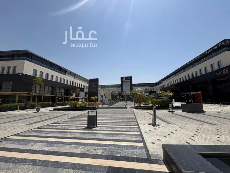 مجمع للإيجار في شارع الأمير تركي بن عبدالعزيز الأول, حي حطين, مدينة الرياض, منطقة الرياض صورة 2