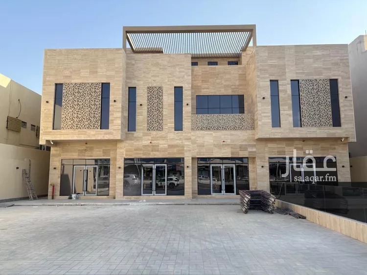 عمارة للإيجار في شارع سعود بن عبدالعزيز بن محمد الفرعي, حي النزهة, مدينة الرياض, منطقة الرياض صورة 3