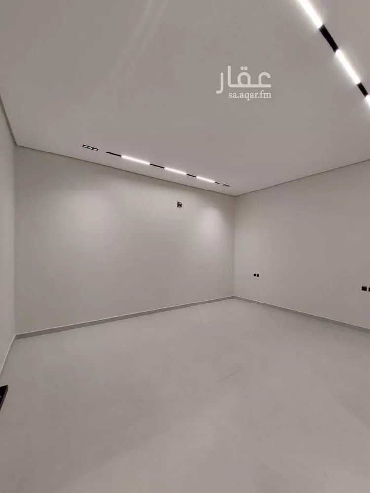 دور للبيع في شارع شرق, حي النظيم, مدينة الرياض, منطقة الرياض 10
