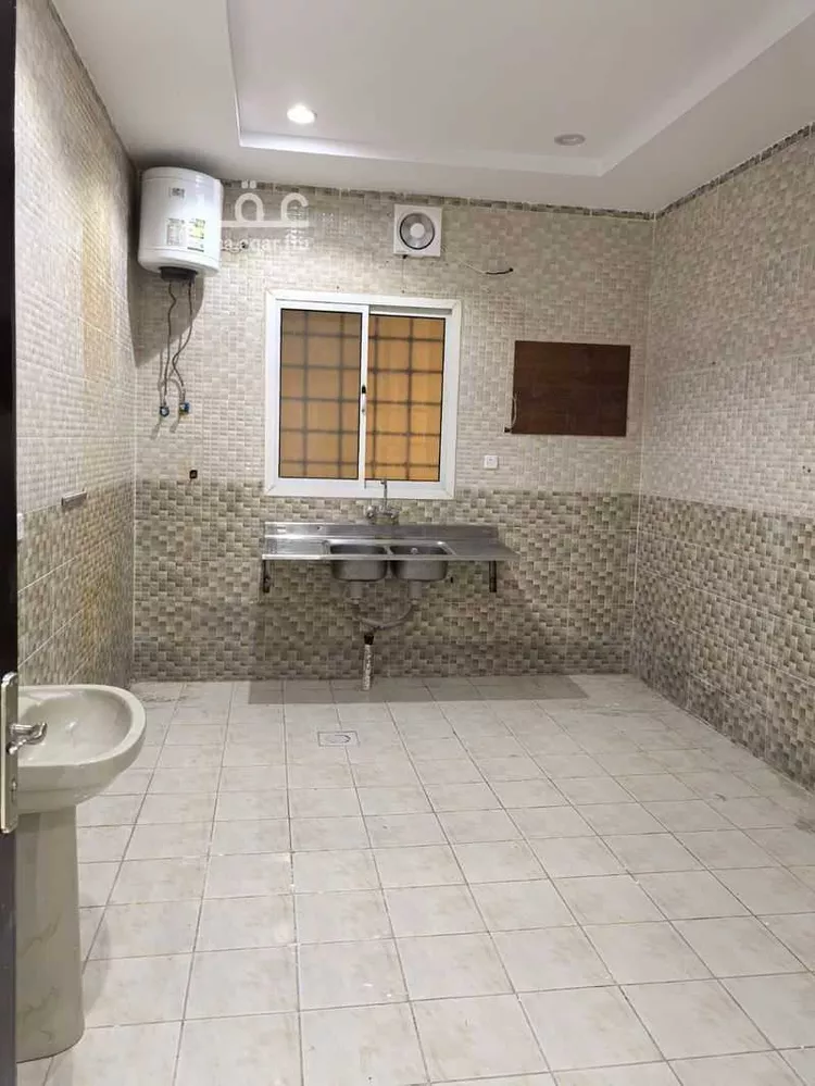 فيلا للبيع في شارع يحيى بن خالد البرمكي, حي النظيم, مدينة الرياض, منطقة الرياض صورة 4