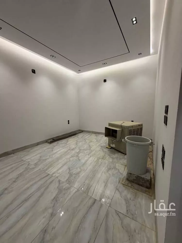 فيلا للبيع في شارع طفيلة, حي النهضة, مدينة الرياض, منطقة الرياض 8