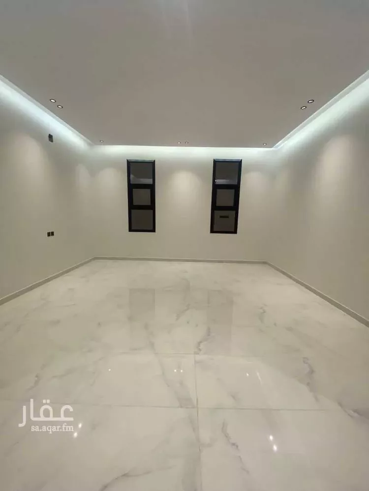 فيلا للبيع في شارع الأحمر, حي النظيم, مدينة الرياض, منطقة الرياض صورة 2