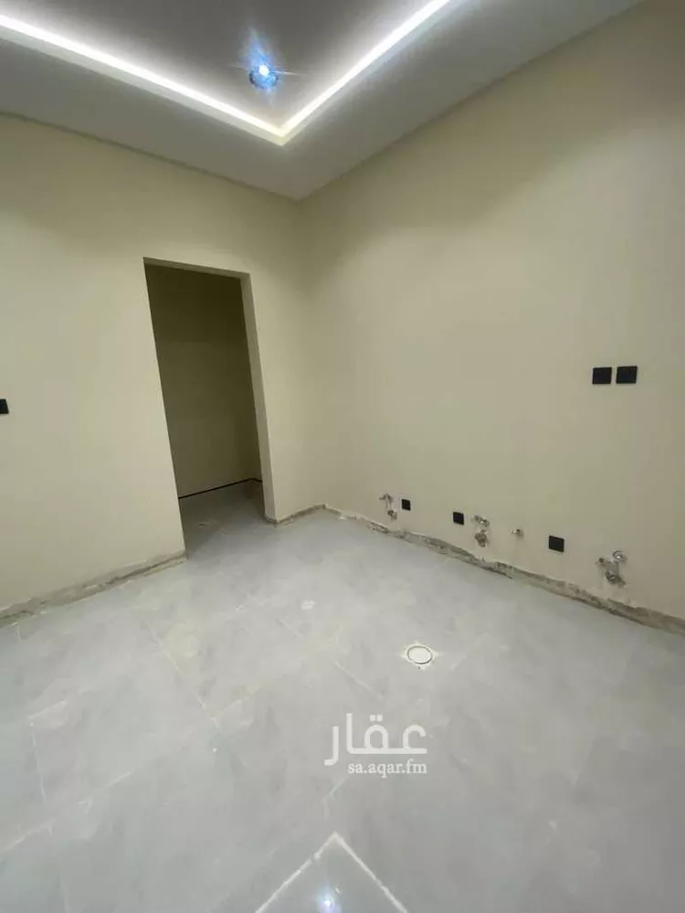 Floor for Sale in Riyadh An Nadhim 15