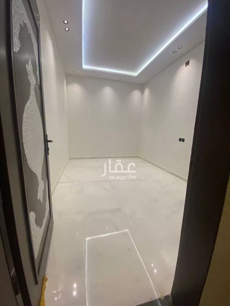 فيلا للبيع في شارع الأحمر, حي النظيم, مدينة الرياض, منطقة الرياض صورة 3